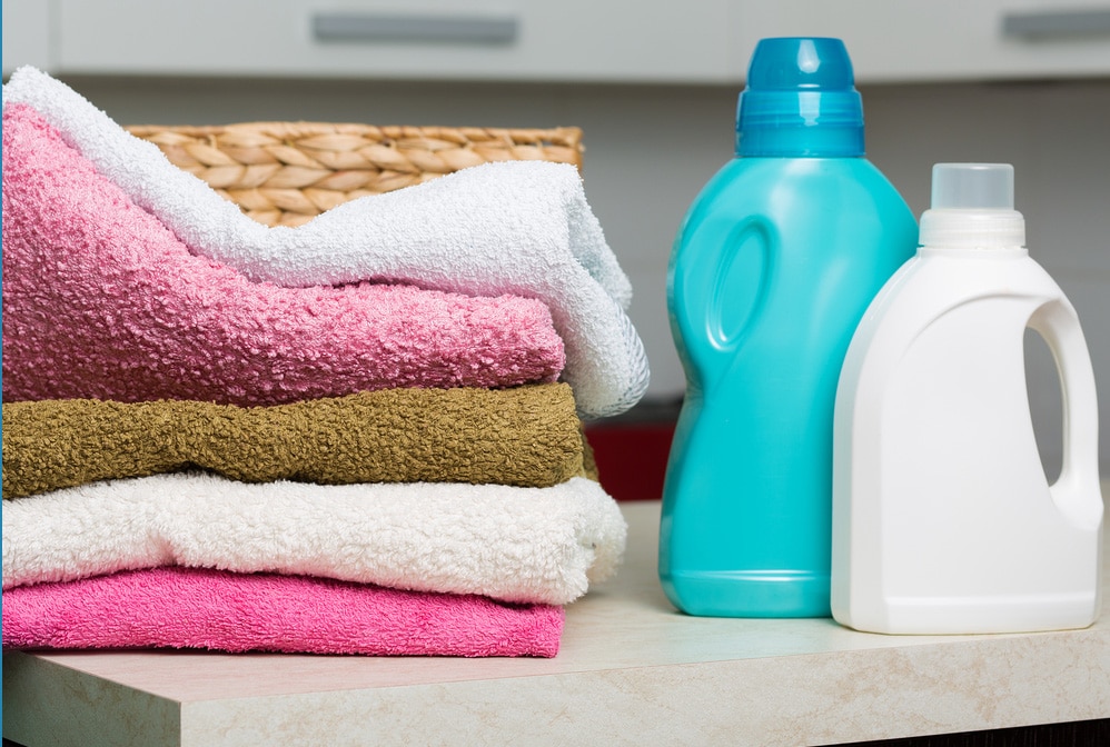 5 Cleaning Products That Could Harm Your Dog | petMD