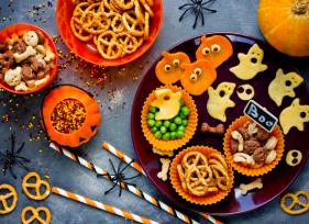 9 Dangerous Foods for Dogs at Halloween Parties